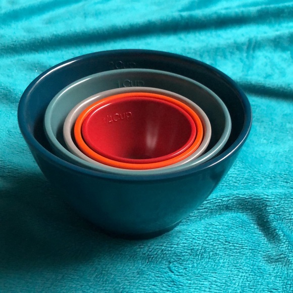 Rachael Ray Measuring Cups - Picture 4 of 6